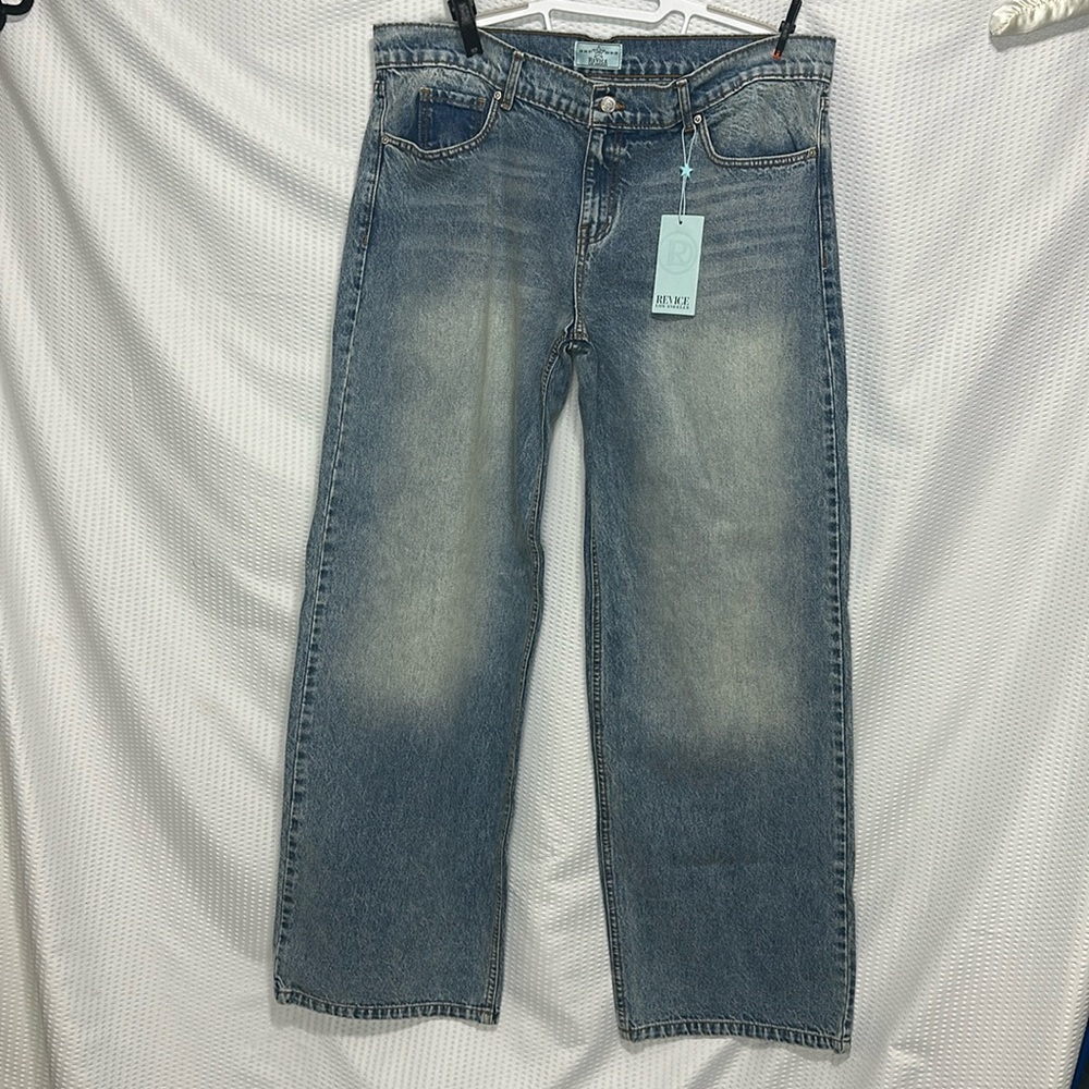 REVICE new with tags Baggy, Straight Leg Jeans in Faded Blue Wash